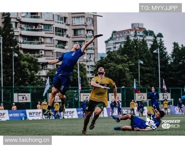 飞盘竞技的魅力与挑战：西安飞盘队的节奏与团队精神解析